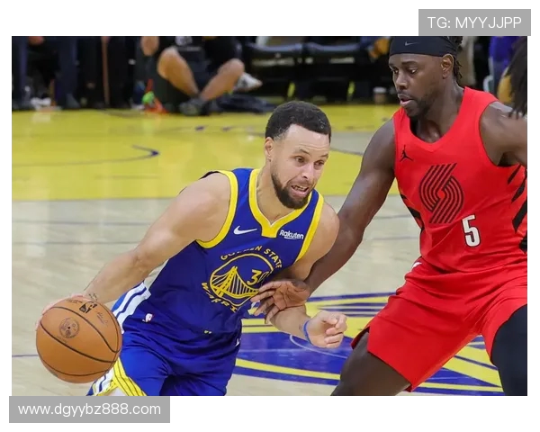 2015年NBA常规赛勇士队以67胜15负战绩位列联盟榜首